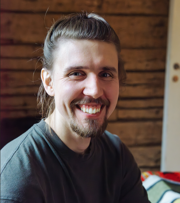 Hermoratahieroja ja jooganohjaaja (Kari)
